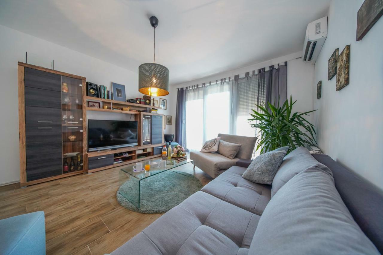 Apartment Happy Day Varazdin Bagian luar foto