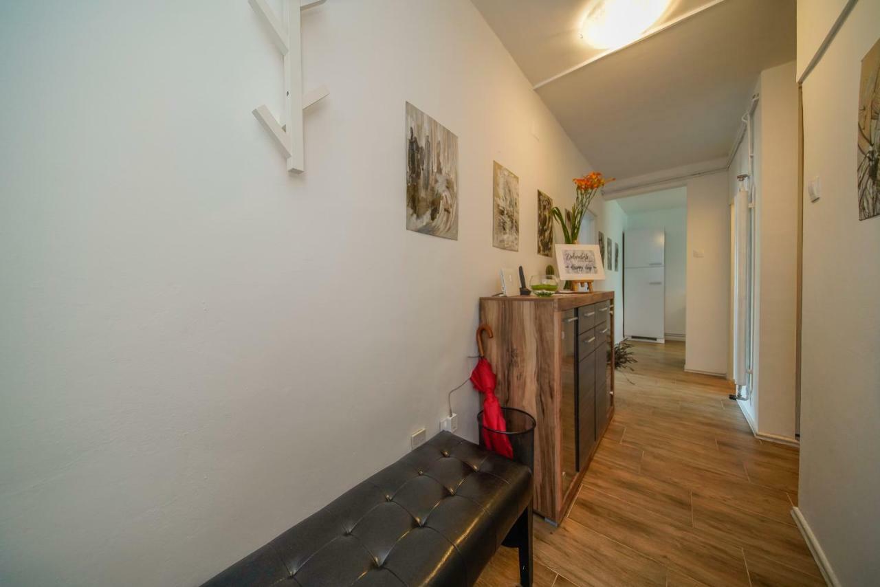 Apartment Happy Day Varazdin Bagian luar foto