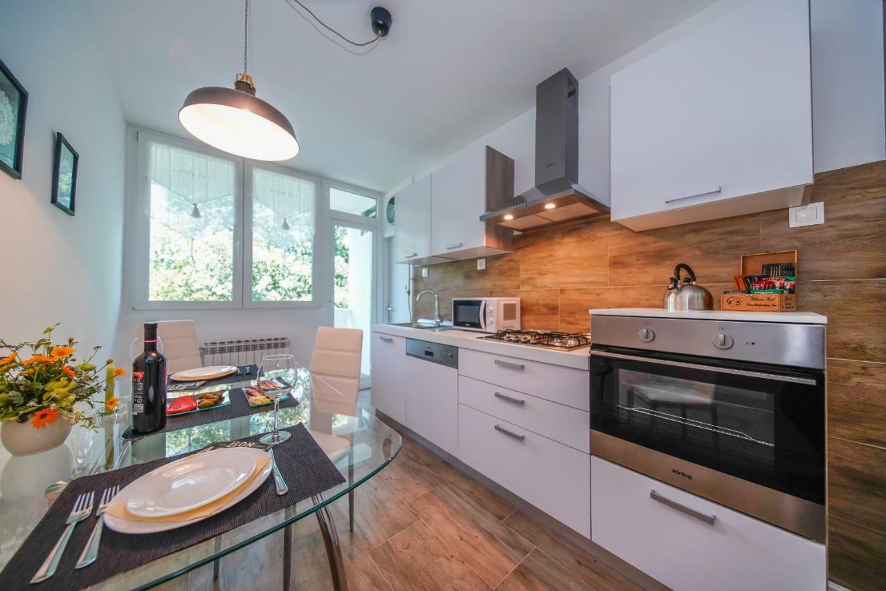 Apartment Happy Day Varazdin Bagian luar foto
